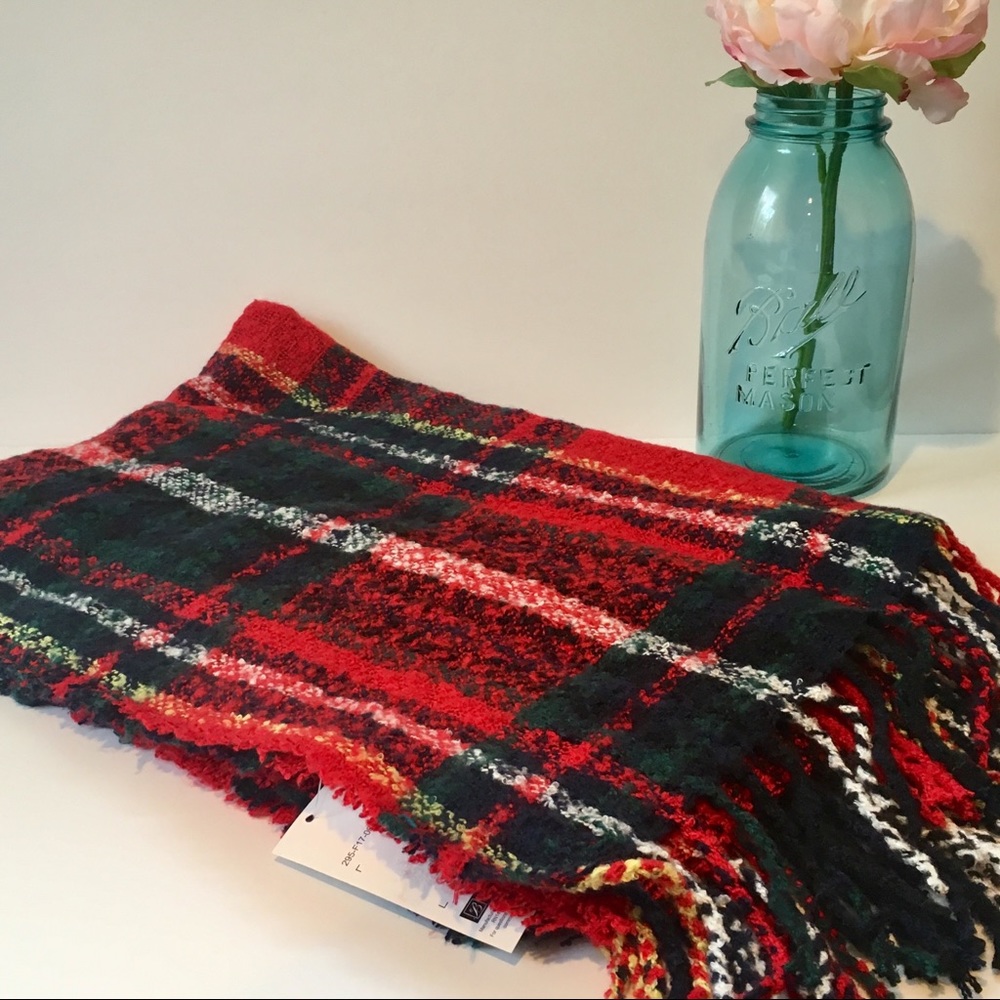 Multi color plaid blanket scarf - Picture 2 of 5